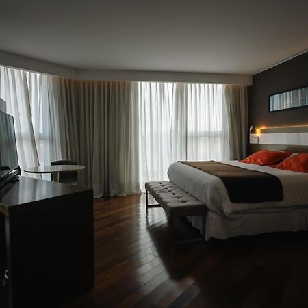 Yrigoyen 111 Hotel Córdoba Zewnętrze zdjęcie
