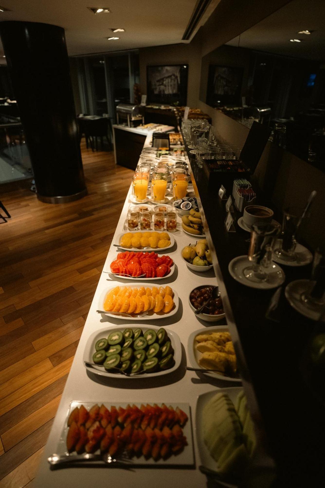 Yrigoyen 111 Hotel Córdoba Zewnętrze zdjęcie