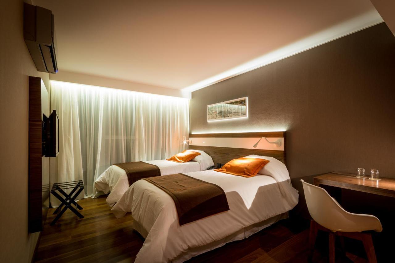 Yrigoyen 111 Hotel Córdoba Zewnętrze zdjęcie